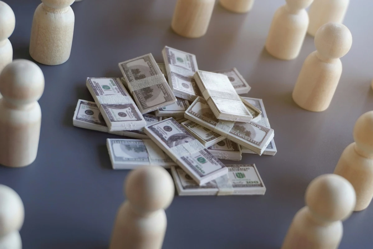 Révolution financière : Le cadre juridique du crowdfunding à l'ère numérique